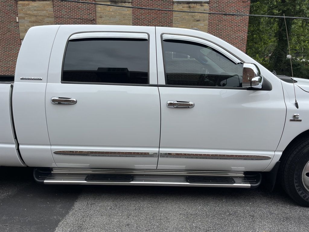 2007 Dodge Ram 3500 2wd Mega Cab 3500 Laramie Dooley  - 22260759 - 93