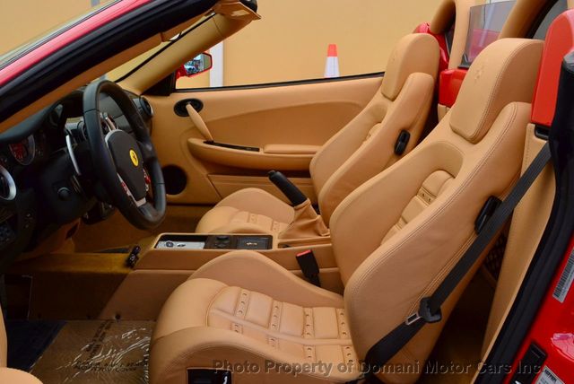 2007 Ferrari 430 Beautiful Corsa Red! Daytona Seats! Carbon Fiber trim! Spider!!! - 18256845 - 37