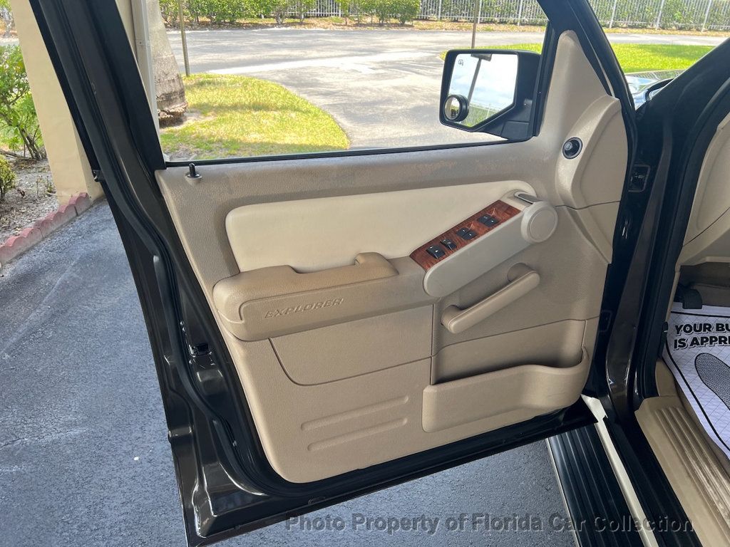 2007 Ford Explorer Eddie Bauer Third Row V6 2WD - 22856090 - 26