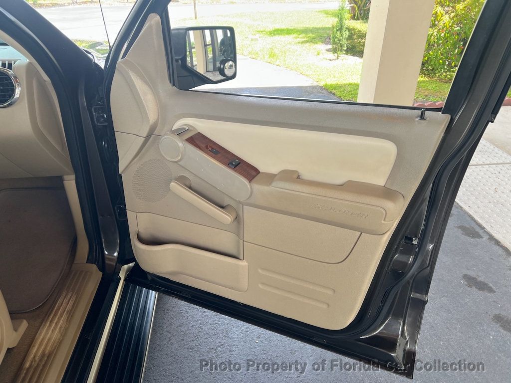 2007 Ford Explorer Eddie Bauer Third Row V6 2WD - 22856090 - 27