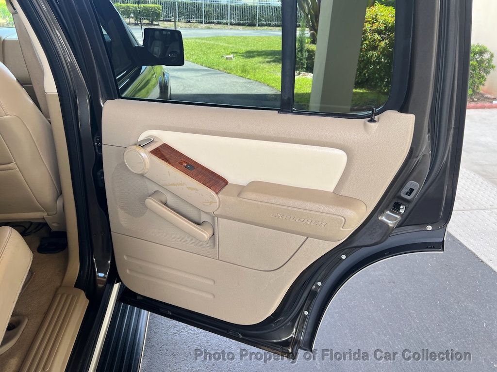 2007 Ford Explorer Eddie Bauer Third Row V6 2WD - 22856090 - 29