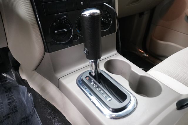 2007 Ford Explorer Sport Trac 2WD 4dr V6 XLT - 23002297 - 18