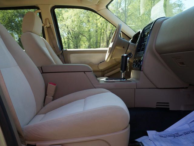 2007 Ford Explorer Sport Trac 2WD 4dr V6 XLT - 11960084 - 16