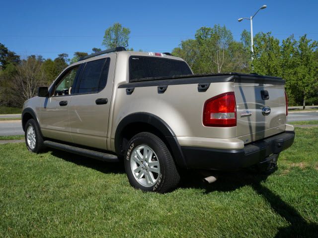2007 Ford Explorer Sport Trac 2WD 4dr V6 XLT - 11960084 - 2
