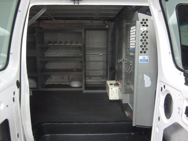 2007 Ford E-250 E 250 CARGO VAN - 17031389 - 27