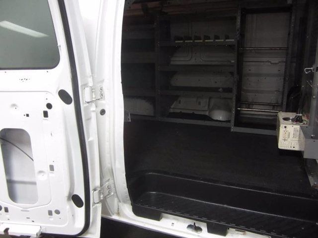 2007 Ford E-250 E 250 CARGO VAN - 17031389 - 29