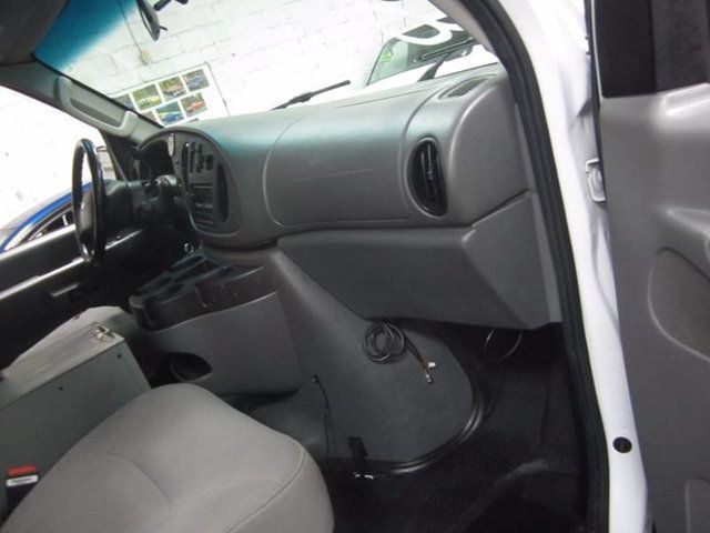 2007 Ford E-250 E 250 CARGO VAN - 17031389 - 6