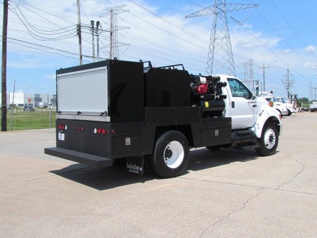 2007 Ford F750 Fuel - Lube Service Truck - 16545989 - 14