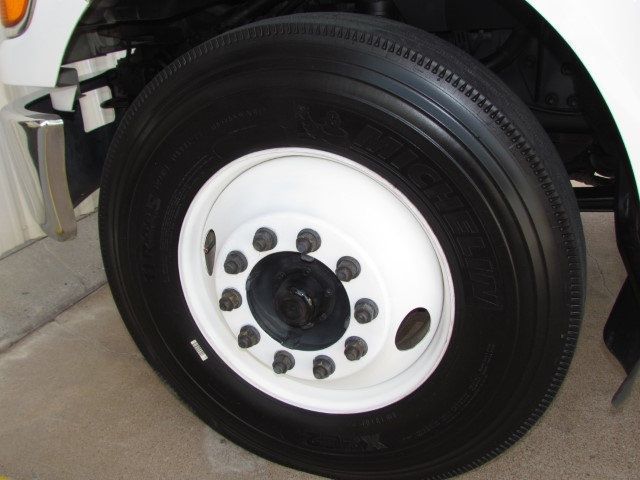 2007 Ford F750 Fuel - Lube Service Truck - 16545989 - 25