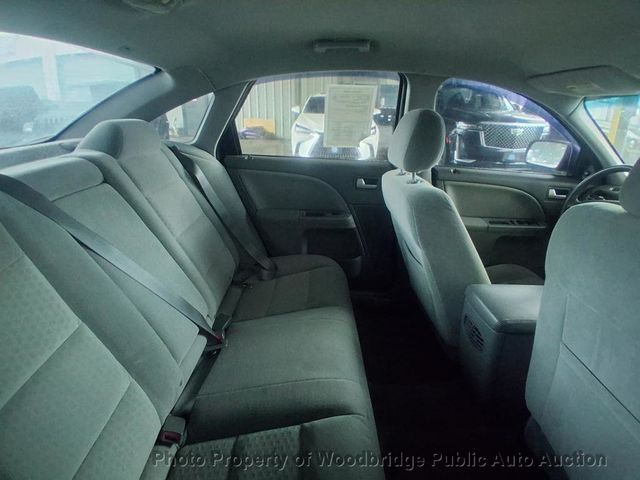2007 Ford Five Hundred 4dr Sedan SEL FWD - 23029959 - 9