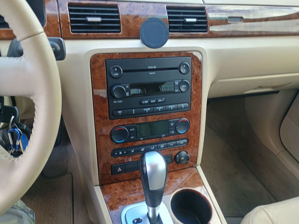 2007 Ford Five Hundred 4dr Sedan SEL FWD Clean Title Florida Car - 22956493 - 21