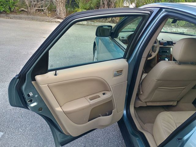 2007 Ford Five Hundred 4dr Sedan SEL FWD Clean Title Florida Car - 22956493 - 26