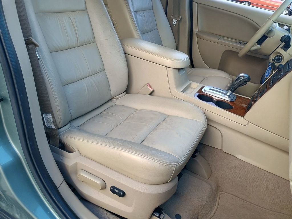 2007 Ford Five Hundred 4dr Sedan SEL FWD Clean Title Florida Car - 22956493 - 34
