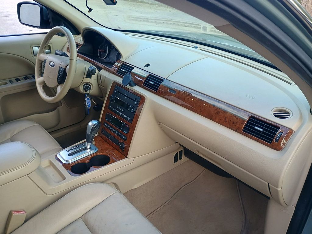 2007 Ford Five Hundred 4dr Sedan SEL FWD Clean Title Florida Car - 22956493 - 35