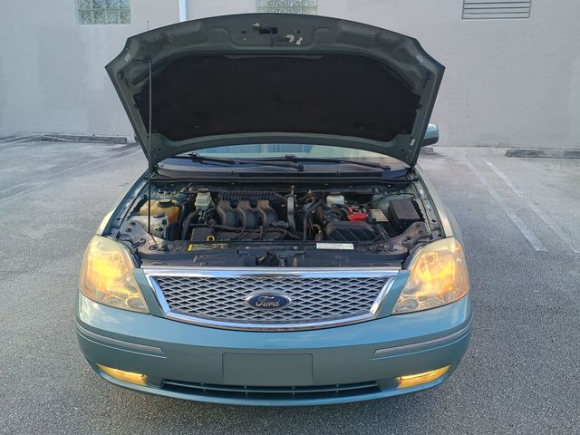 2007 Ford Five Hundred 4dr Sedan SEL FWD Clean Title Florida Car - 22956493 - 36
