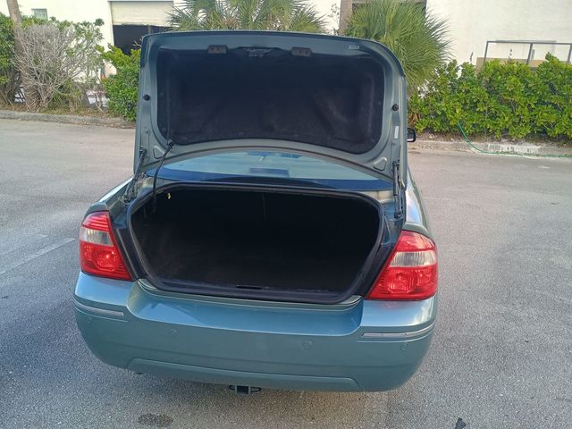 2007 Ford Five Hundred 4dr Sedan SEL FWD Clean Title Florida Car - 22956493 - 40