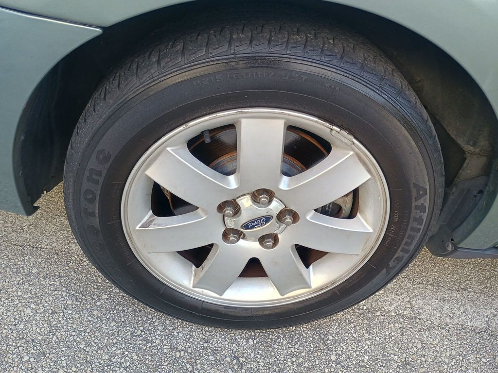 2007 Ford Five Hundred 4dr Sedan SEL FWD Clean Title Florida Car - 22956493 - 44