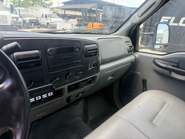 2007 Ford F-350 Aluminum Flatbed  - 22987739 - 8