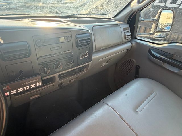 2007 Ford F-350 Aluminum Flatbed With SSI Traffic Manager  - 22987739 - 9