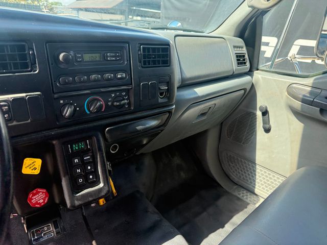 2007 Ford F-750 Crew Cab & Chassis  - 22992324 - 6