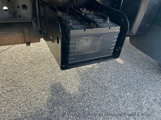 2007 Ford JUST 22k MILES! PRE EMISSION DIESEL! LIFT GATE! SUPER NICE TRUCK! 100 PICTURES! 16k LB GVW! - 22858770 - 99