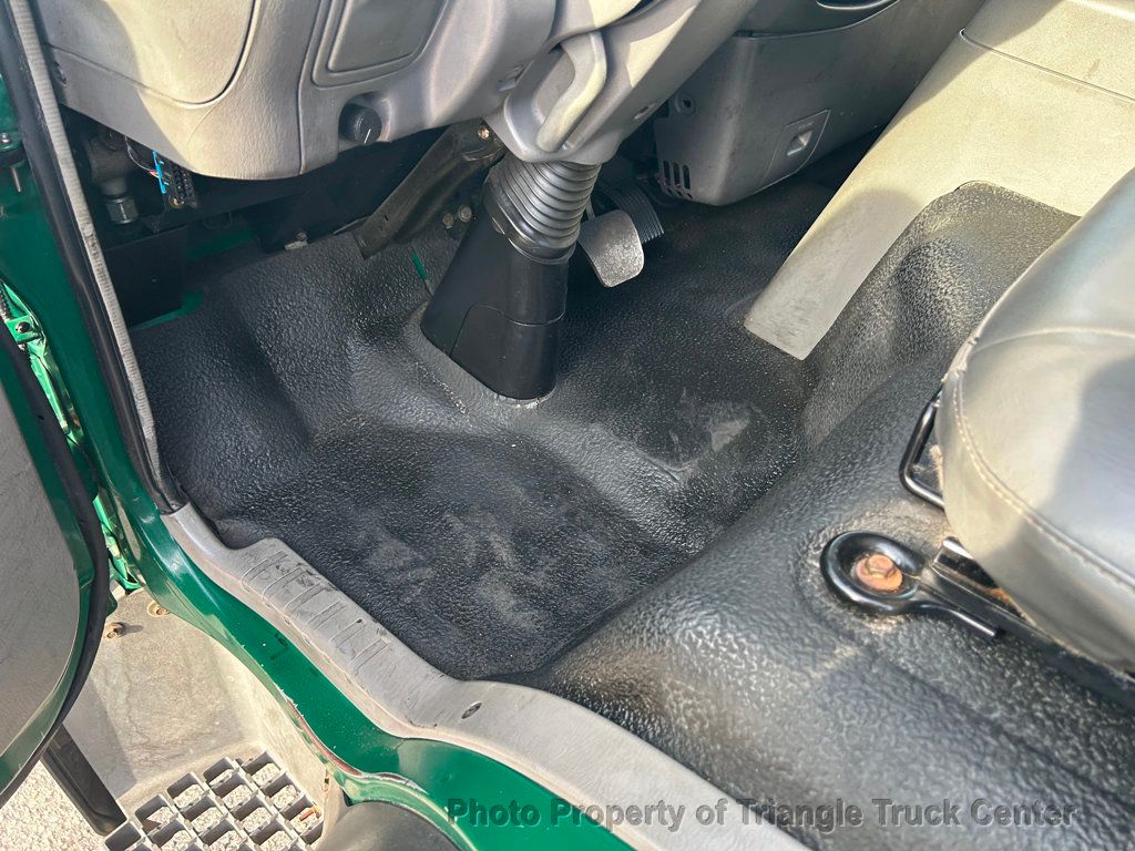 2007 Ford JUST 22k MILES! PRE EMISSION DIESEL! LIFT GATE! SUPER NICE TRUCK! 100 PICTURES! 16k LB GVW! - 22858770 - 13