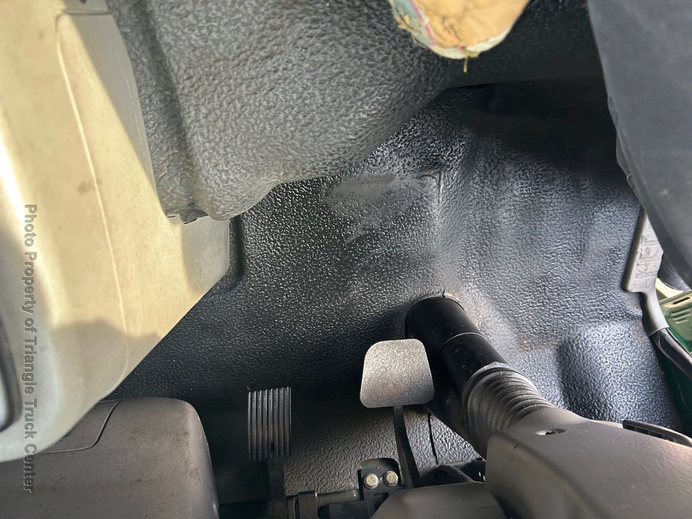 2007 Ford JUST 22k MILES! PRE EMISSION DIESEL! LIFT GATE! SUPER NICE TRUCK! 100 PICTURES! 16k LB GVW! - 22858770 - 18