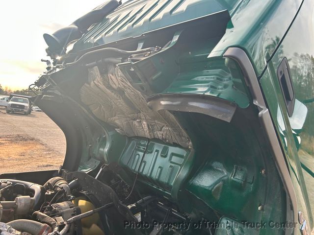 2007 Ford JUST 22k MILES! PRE EMISSION DIESEL! LIFT GATE! SUPER NICE TRUCK! 100 PICTURES! 16k LB GVW! - 22858770 - 42