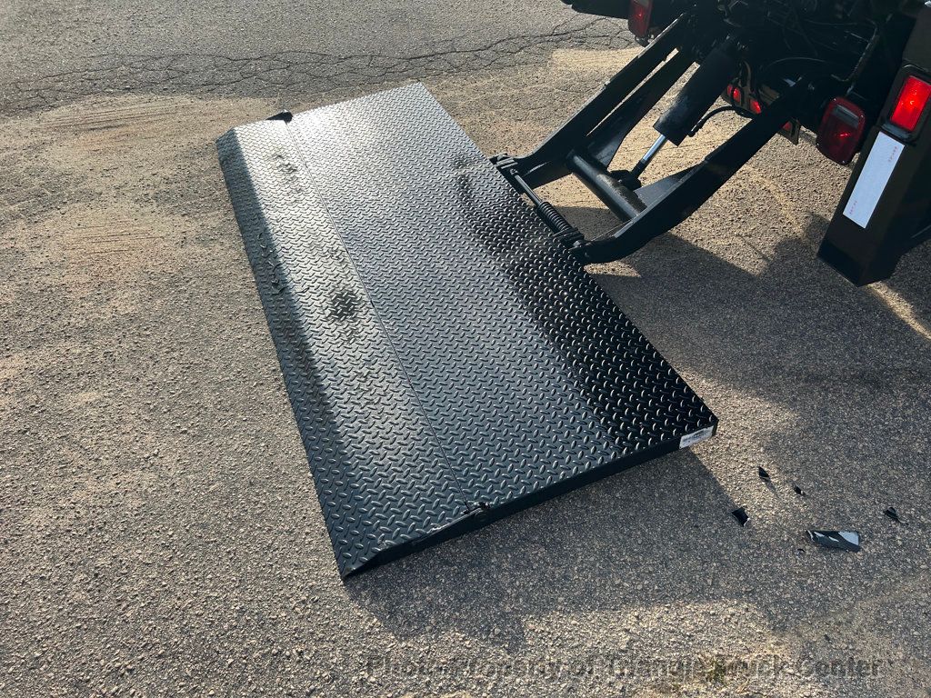 2007 Ford JUST 22k MILES! PRE EMISSION DIESEL! LIFT GATE! SUPER NICE TRUCK! 100 PICTURES! 16k LB GVW! - 22858770 - 60