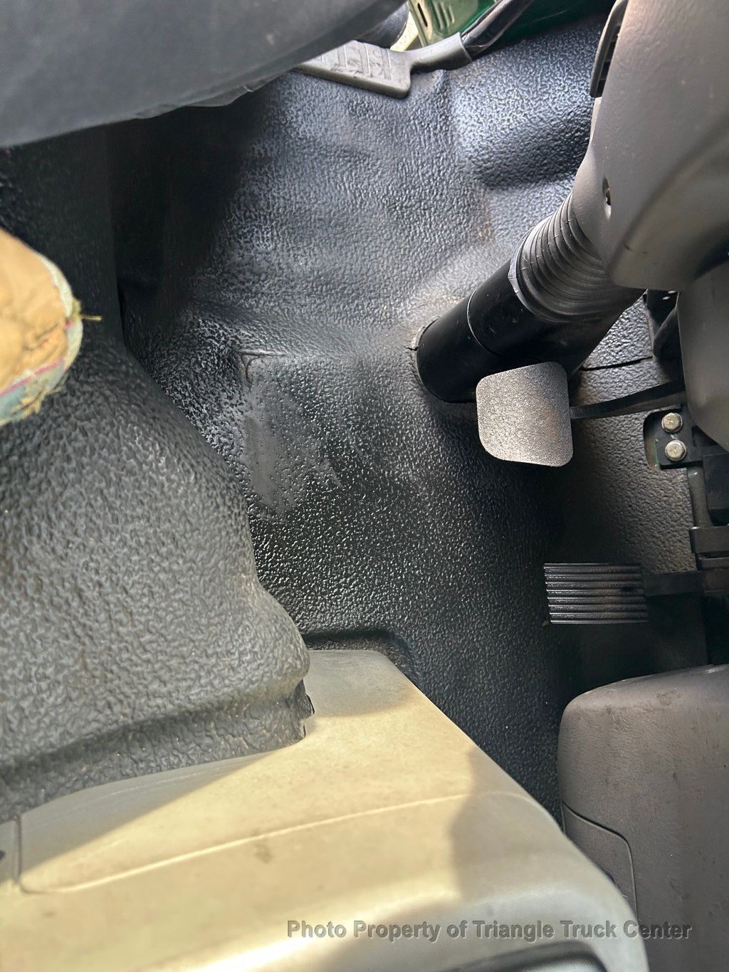 2007 Ford JUST 22k MILES! PRE EMISSION DIESEL! LIFT GATE! SUPER NICE TRUCK! 100 PICTURES! 16k LB GVW! - 22858770 - 69