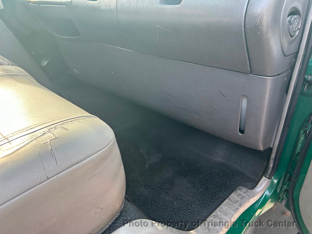 2007 Ford JUST 22k MILES! PRE EMISSION DIESEL! LIFT GATE! SUPER NICE TRUCK! 100 PICTURES! 16k LB GVW! - 22858770 - 80