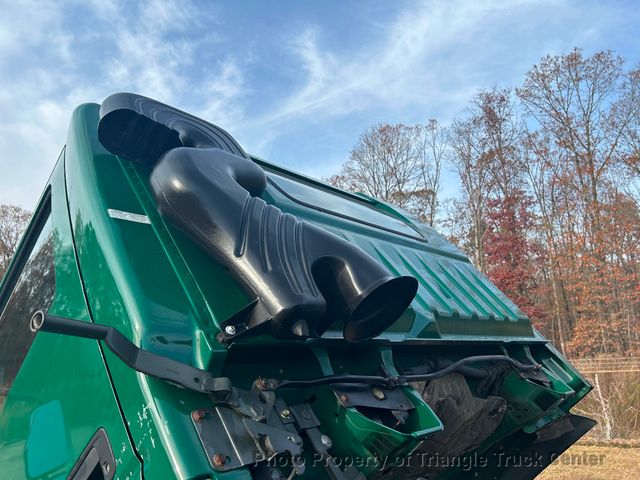 2007 Ford JUST 22k MILES! PRE EMISSION DIESEL! LIFT GATE! SUPER NICE TRUCK! 100 PICTURES! 16k LB GVW! - 22858770 - 85