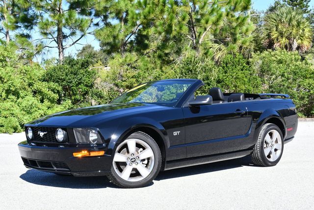 2007 Ford Mustang 2 Door Convertible GT Deluxe - 23088232 - 21