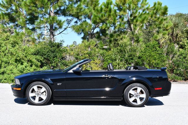 2007 Ford Mustang 2 Door Convertible GT Deluxe - 23088232 - 28