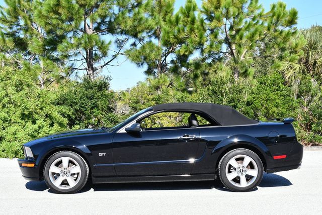 2007 Ford Mustang 2 Door Convertible GT Deluxe - 23088232 - 34