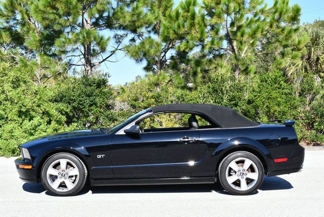 2007 Ford Mustang 2 Door Convertible GT Deluxe - 23088232 - 36
