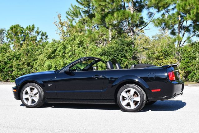 2007 Ford Mustang 2 Door Convertible GT Deluxe - 23088232 - 37