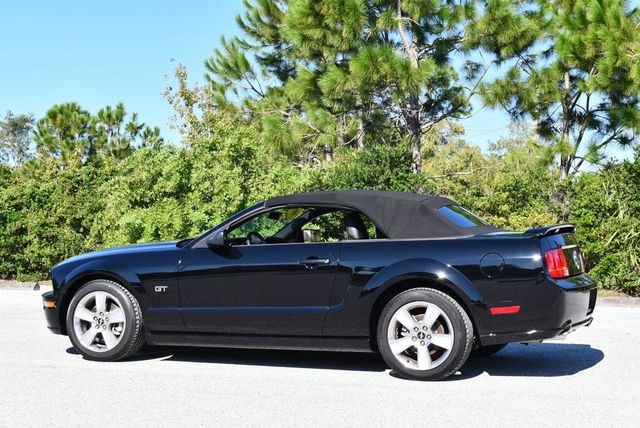 2007 Ford Mustang 2 Door Convertible GT Deluxe - 23088232 - 3
