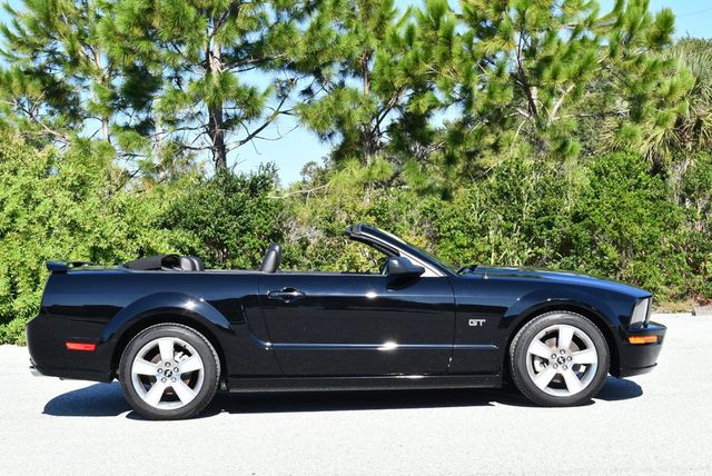 2007 Ford Mustang 2 Door Convertible GT Deluxe - 23088232 - 41