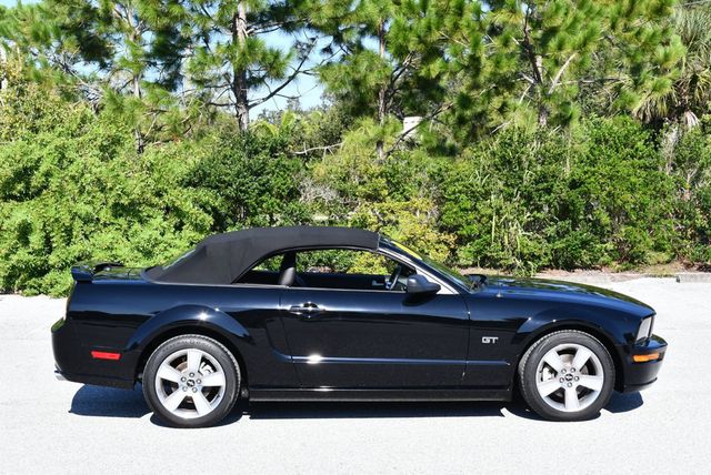 2007 Ford Mustang 2 Door Convertible GT Deluxe - 23088232 - 44