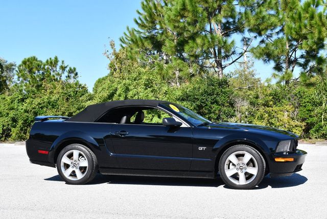 2007 Ford Mustang 2 Door Convertible GT Deluxe - 23088232 - 49