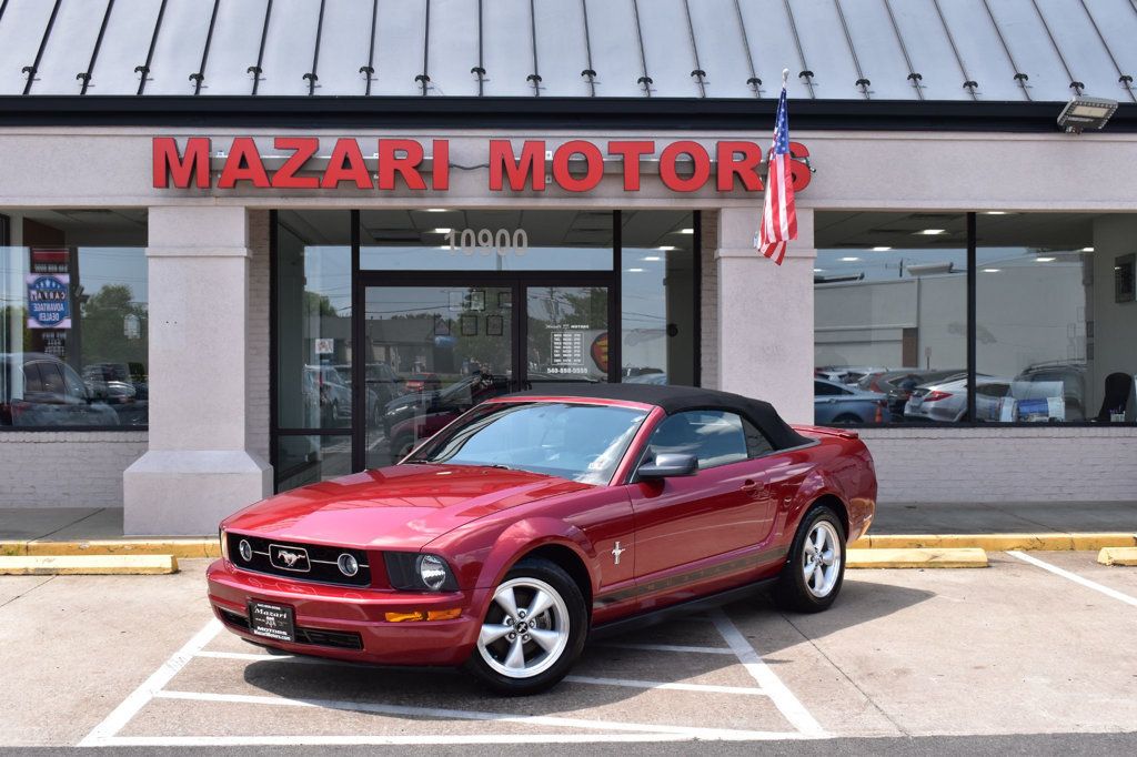 2007 Ford Mustang 2dr Convertible Deluxe - 22556965 - 1