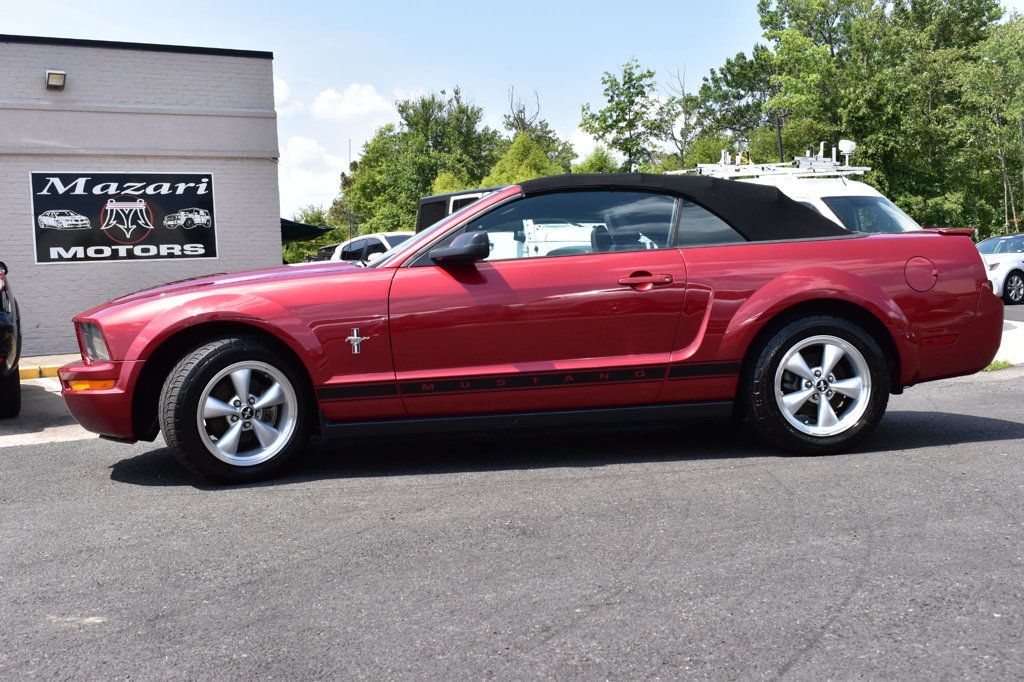 2007 Ford Mustang 2dr Convertible Deluxe - 22556965 - 2