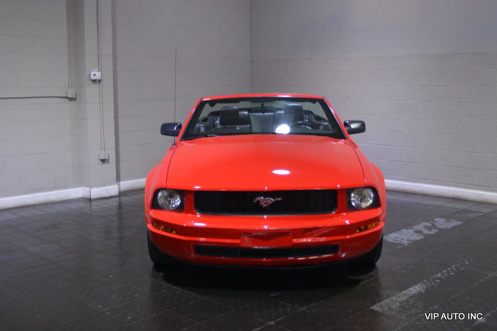 2007 Ford Mustang 2dr Convertible Deluxe - 22115776 - 47