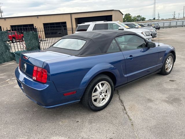 2007 Ford Mustang 2dr Convertible GT Deluxe - 23041329 - 3