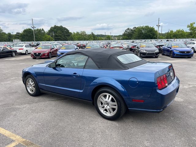 2007 Ford Mustang 2dr Convertible GT Deluxe - 23041329 - 5