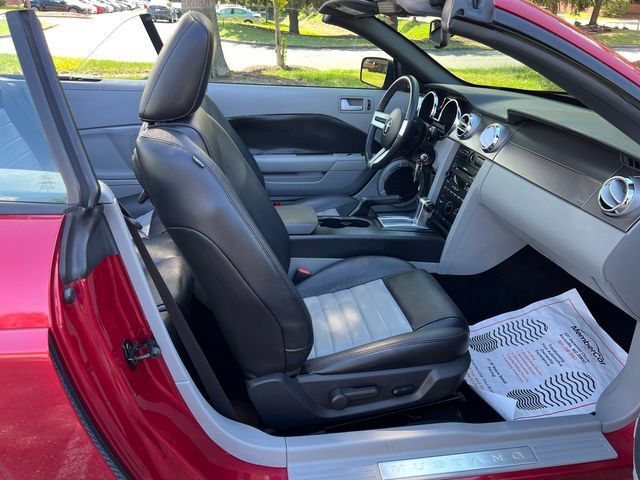 2007 Ford Mustang 2dr Convertible GT Premium - 23065022 - 23