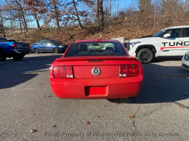 2007 Ford Mustang 2dr Coupe Deluxe - 22965225 - 2