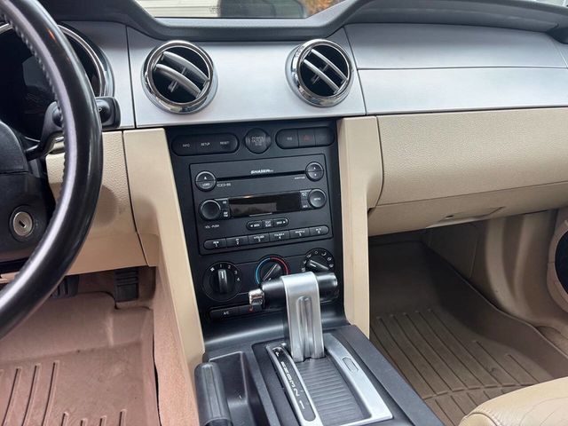 2007 Ford Mustang 2dr Coupe GT Deluxe - 22943736 - 21