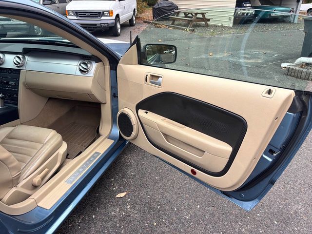 2007 Ford Mustang 2dr Coupe GT Deluxe - 22943736 - 26